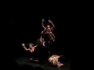 segesta-teatro-festival-debutta-traces-of-rupture-del-collettivo-libanese-zoukak
