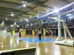 mazara-palazzetto-dello-sport-iniziati-i-lavori-di-manutenzione