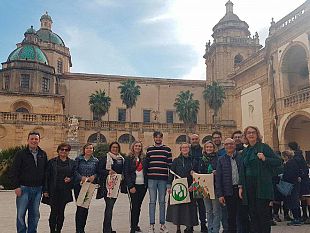 video-a-mazara-iniziativa-de-unaltra-storia-in-occasione-della-settimana-europea-per-la-riduzione-dei-rifiuti