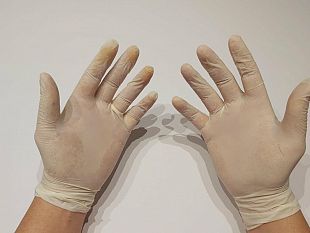 video-coronavirus-guanti-ecco-come-rimuoverli-correttamente