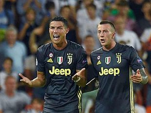 ronaldo-espulso-ma-la-juventus-conquista-valencia