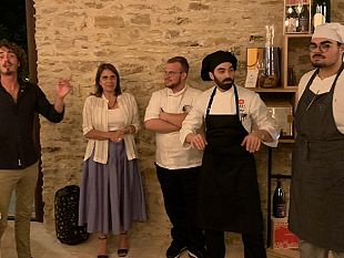 al-momentum-un-laboratorio-che-ruba-locchio-ed-il-palato