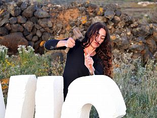 mazara/arte-dal-1-luglio-a-marsala-conflitti-e-tensioni-nella-mostra-di-loredana-longo