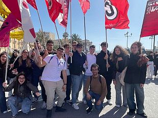 mazara-gli-studenti-del-ruggiero-daltavilla-presenti-alla-manifestazione-di-libera-a-trapani