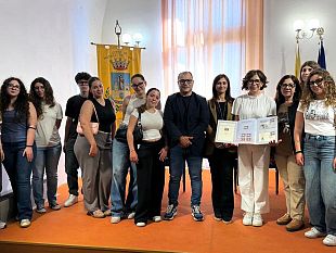 mazara-progetto-orientarsi-alleditoria-del-liceo-adria-ballatore-incontro-in-comune-con-urp-e-ufficio-stampa