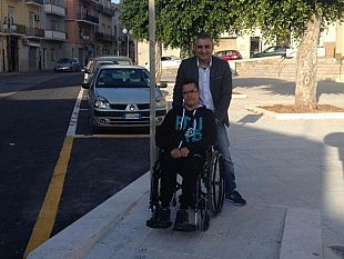 video-non-e-una-piazza-per-disabili-e-la-nuova-piazza-regina-2