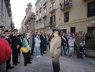 esercito-trapani-festeggia-i-157-anni-della-forza-armata-con-la-fanfara-del-6-reggimento-bersaglieri