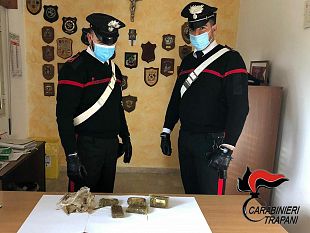 campobello/nuovo-ritrovamento-di-hashish-sul-bagnasciuga