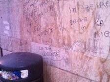 la-ragazza-coccode-e-l-arco-normanno