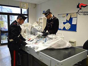 posta-non-consegnata-i-carabinieri-denunciano-un-dipendente-delle-poste-per-sottrazione-di-corrispondenza