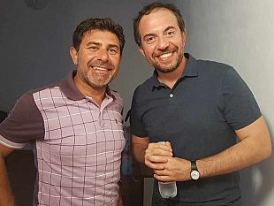 video-intervista-allattore-rosario-lisma-interprete-di-che-gusti-ci-sono-al-baglio-florio-cave-di-cusa