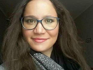 la-sicilia-della-bella-gioventu-intervista-rosalinda-aver-girato-mondo-scelto-tornare