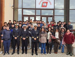 trapani-gli-studenti-del-nautico-iniziano-scuola-lavoro-con-la-guardia-costiera