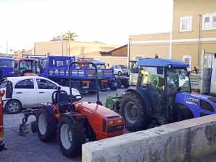 incontro-al-polivalente-di-petrosino-con-sindaci-presidenti-di-cantine-viticoltori