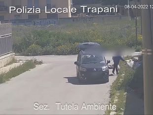 trapani-abbandono-di-rifiuti-trasgressore-beccato-dalle-telecamere