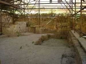 dopo-l-incidente-a-2-operai-riprendono-dopo-3-anni-i-lavori-al-complesso-corridoni-alcuni-interrogativi