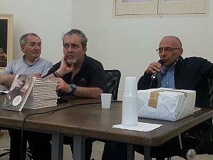 non-con-un-lamento-tra-impegno-e-memoria-presentato-a-mazara-il-libro-su-peppino-impastato