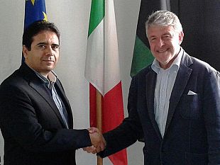 visita-lampo-al-distretto-del-neo-console-libico-in-sicilia-afelh-alzzlbi