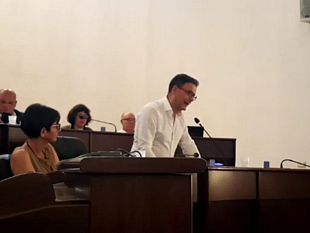 video-mazara-il-sindaco-quinci-interviene-in-consiglio-sulle-interpellanze-dei-consiglieri