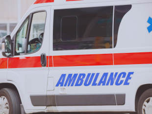 tragico-incidente-a-carini-donna-perde-controllo-dellauto-e-muore-in-uno-schianto-contro-un-muro