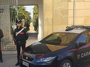 belice/mazara-ritrovata-dai-carabinieri-lauto-del-comune-rubata-una-settimana-fa
