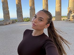 chanel-totti-e-altri-vip-ospiti-al-parco-archeologico-di-selinunte-per-levento-loreal