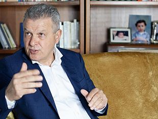 francesco-li-vigni-e-il-nuovo-sindaco-di-partanna