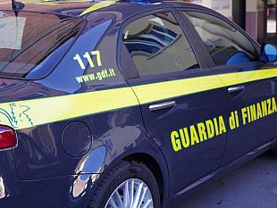 guardia-di-finanza-effettua-maxi-sequestro-di-droga-a-catania-4-arresti