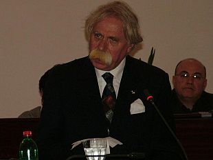 il-sindaco-cristaldi-cerca-casa-in-forza-italia-e-plaude-ai-forzisti-trapanesi