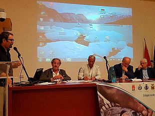 video-l-assessore-ballatore-interviene-alla-riunione-del-flag-trapanese