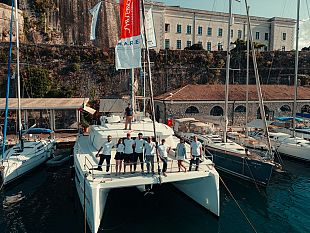 inquinamento-e-biodiversita-il-progetto-mare-fa-tappa-a-trapani-con-il-catamarano-caprera