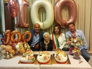 erice-festeggia-i-100-anni-della-signora-giovanna-domingo