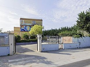 crollo-al-liceo-pascasino-di-marsala-cede-il-soffitto-in-segreteria-e-si-sfiora-il-dramma