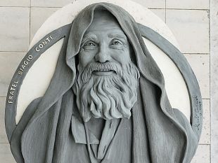 terrasini-celebra-biagio-conte-intitolata-una-piazzetta-al-missionario