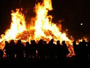 falo-di-ferragosto-tolleranza-zero-della-commissione-straordinaria