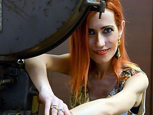 la-poetessa-e-docente-bia-cusumano-presentera-oggi-il-suo-libro