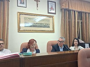 campobello-insediato-il-nuovo-consiglio-comunale-paolo-scarpinati-e-nicoletta-moceri-eletti-presidente-e-vice