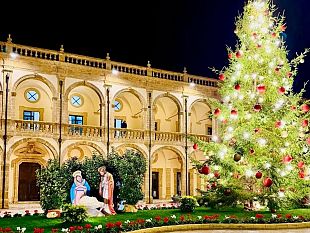 mazara-al-via-il-concorso-la-vetrina-piu-bella-di-natale-2024