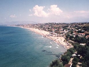 castellammare-3-mln-di-euro-dalla-regione-per-il-ripascimento-della-spiaggia-playa