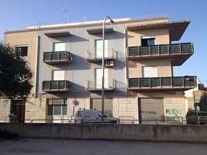 mazara-orgoglio-e-pregiudizio-la-questione-dei-minori-extra-comunitari-davanti-la-scuola-bonsignore