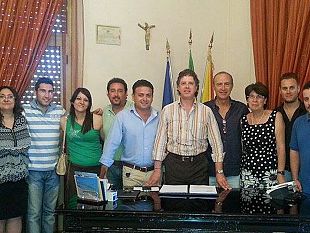 campobello-il-sindaco-castiglione-ha-ricevuto-in-comune-una-rappresentanza-del-circolo-fratelli-d-italia-an