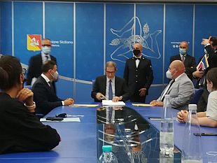 musumeci-incontra-famiglie-dei-pescatori-detenuti-a-bengasi-doloroso-logoramento-pensiamo-di-appellarci-al-diritto-internazionale