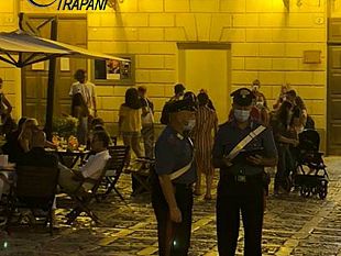 erice-controlli-sul-rispetto-norme-anti-covid-da-parte-dei-carabinieri-scattano-le-prime-multe