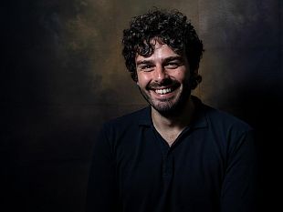 salemi/alessandro-ienzi-vince-il-premio-citta-laboratorio-delle-orestiadi-di-gibellina