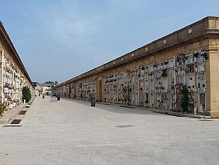 aggiudicati-i-lavori-di-estumulazione-del-reparto-n-20-del-vecchio-cimitero