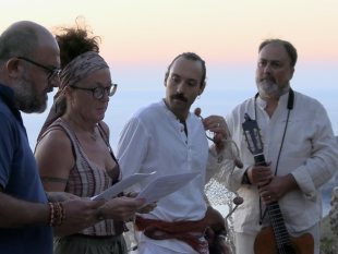 marettimo-chiude-la-ix-edizione-di-a-scurata-con-unalba-indimenticabile-tra-musica-e-poesia