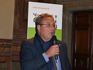 enrico-lupi-e-stato-confermato-presidente-dell-associazione-nazionale-citta-dell-olio