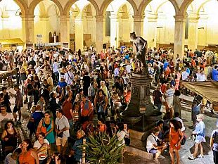 oggi-al-via-stragusto-trapani-torna-capitale-del-cibo-da-strada-e-dei-mercati