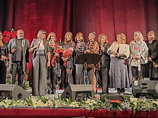 silvia-mezzanotte-concerto-al-teatro-selinus-contro-la-violenza-sulle-donne