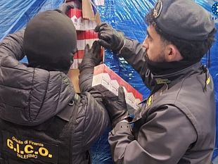 la-gdf-di-palermo-sequestra-centri-di-stoccaggio-e-fabrica-clandestina-di-sigarette